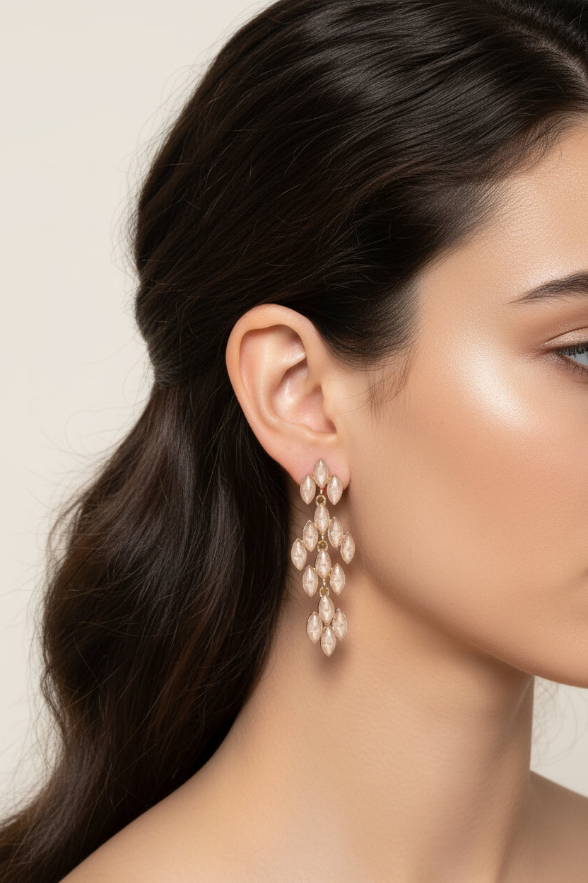 Pendientes largos beige