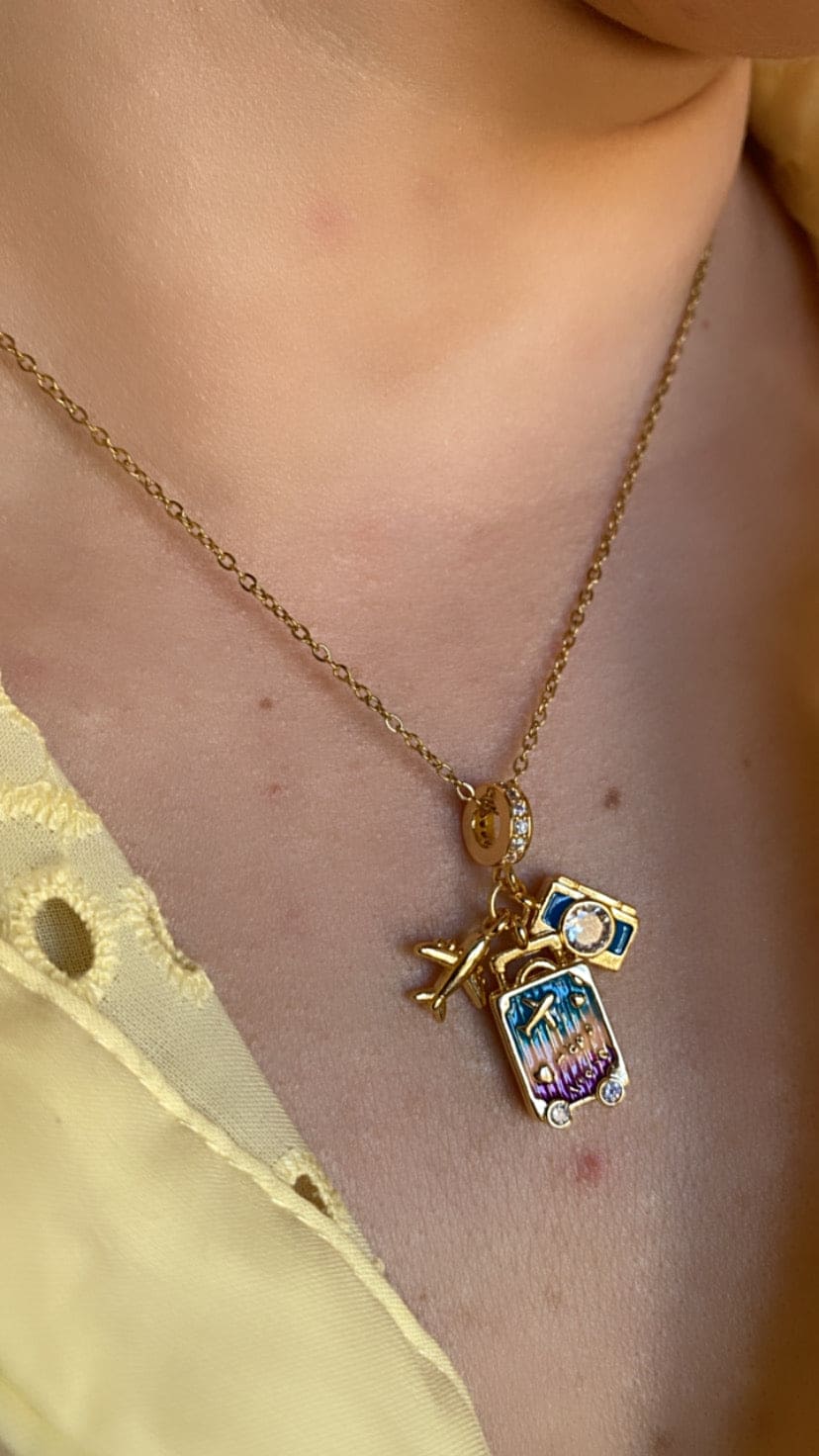 Collar viajes de colores