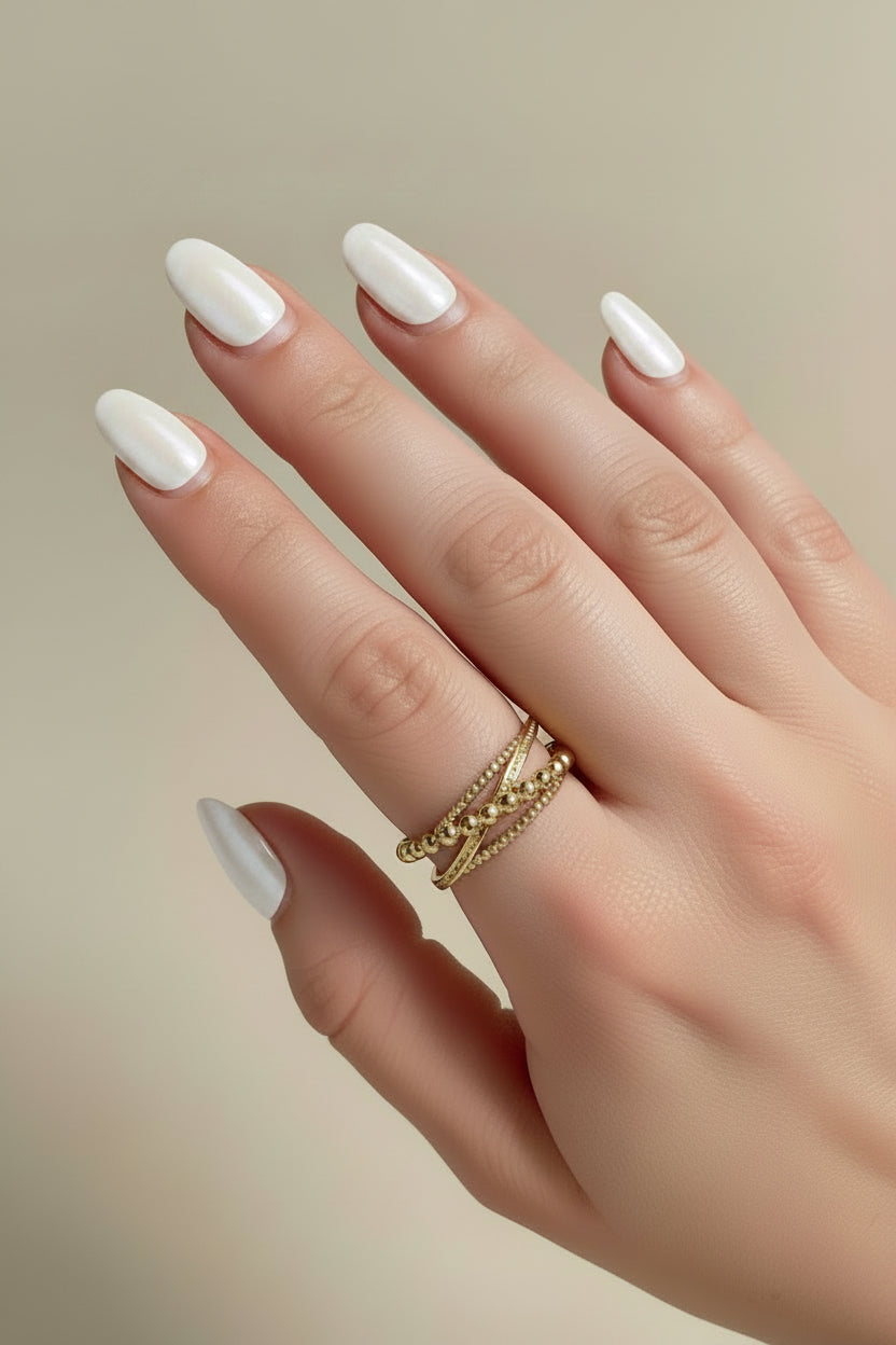 Anillo linea de bolitas