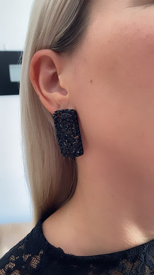 Pendientes rectangulares negros